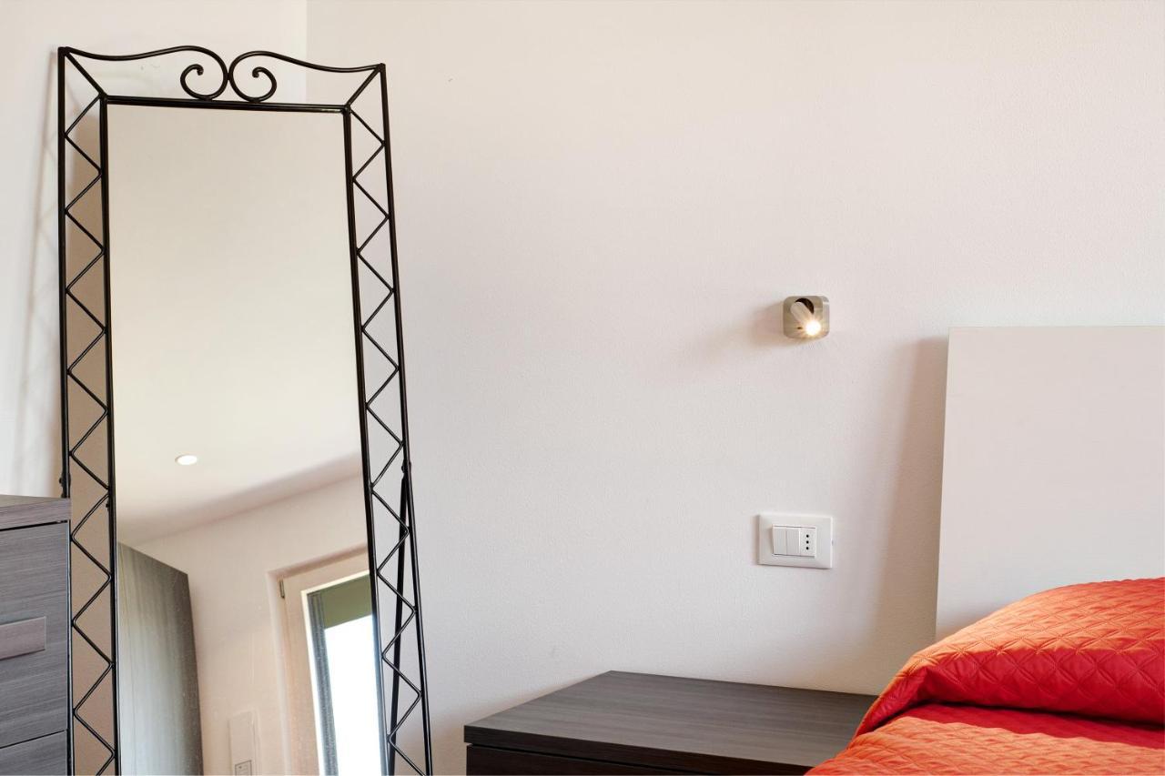 Apartmán Garden Borgo Secolo Peschiera del Garda Exteriér fotografie
